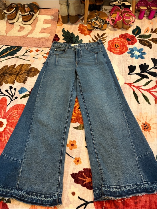 Pilcro Denim - Pilcro Two-Tone Wide-Leg Denim Jeans - Blue